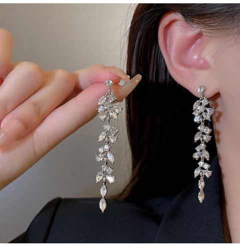 French bow tassel earrings m1915010450